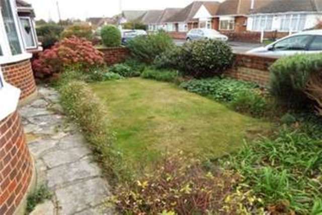  Image of 3 bedroom Bungalow to rent in Edifred Road Bournemouth BH9 at Bournemouth, BH9 3PB
