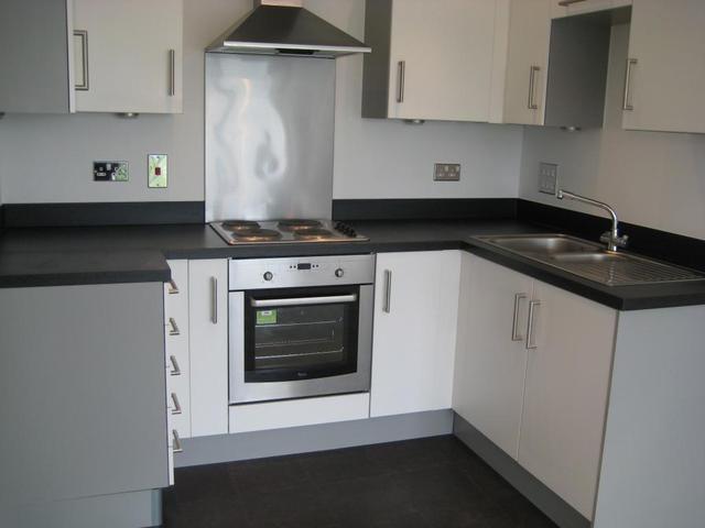  Image of 2 bedroom Flat to rent in Whitestone Way Croydon CR0 at 21 Whitestone Way  Croydon, CR0 4WN