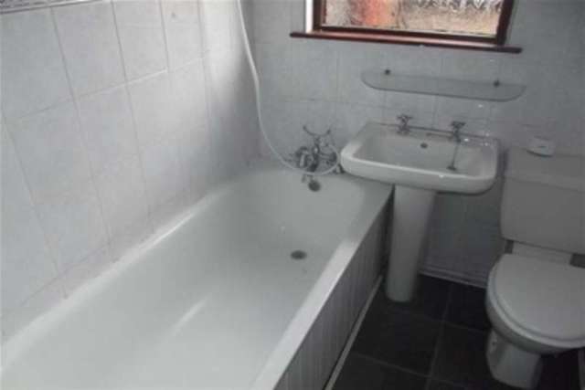  Image of 3 bedroom Terraced house to rent in Leinster Road Stoneycroft Liverpool L13 at Liverpool, L13 5SX
