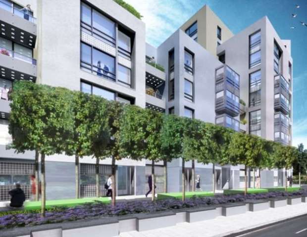  Image of 3 bedroom Flat for sale in Holland Park Avenue London W11 at Holland Park  Holland Park, W11 4XB
