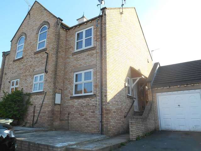  Image of 1 bedroom Town House for sale in Old School Mews Churwell Morley Leeds LS27 at Old School Mews Churwell Leeds, LS27 7UX