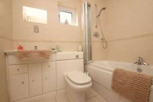  Image of 3 bedroom Detached house for sale in Clover Place Bo