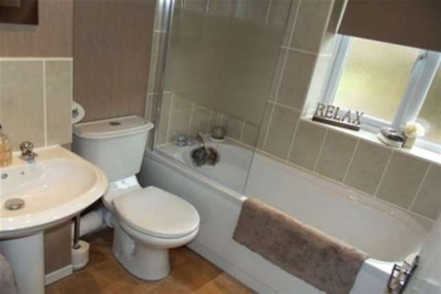  Image of 2 bedroom Detached house to rent in Abbotswood Close Redditch B98 at Redditch, B98 0QD