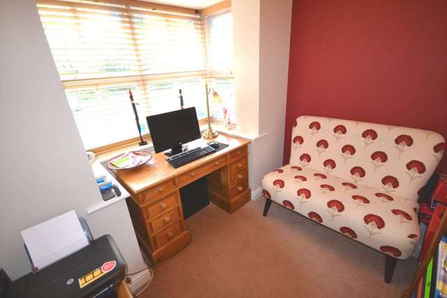 Image of 4 bedroom Detached house for sale in Aberaman Emmer Green Reading RG4 at Aberaman Emmer Green Reading, RG4 8LD