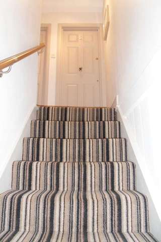  Image of 1 bedroom Apartment to rent in Albion Street Chipping Norton OX7 at 19 Albion Street  Chipping Norton, OX7 5BL