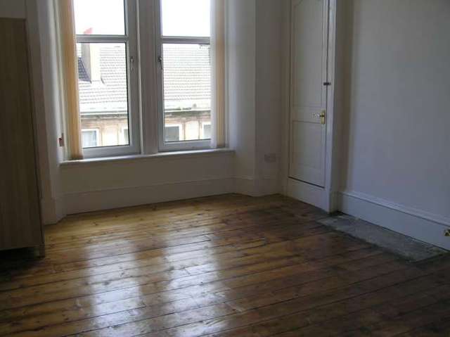  Image of 3 bedroom Flat to rent in Allison Street Glasgow G42 at Allison Street Govanhill Glasgow, G42 8RR