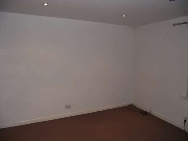  Image of 2 bedroom Terraced house to rent in Amberbanks Grove Blackpool FY1 at Amberbanks Grove  Blackpool, FY1 6DW