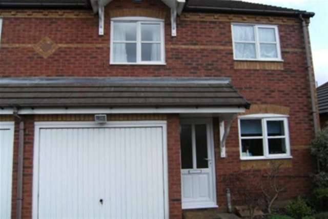  Image of 3 bedroom Semi-Detached house to rent in Anvil Drive Oldbury B69 at Oldbury, B69 2JW