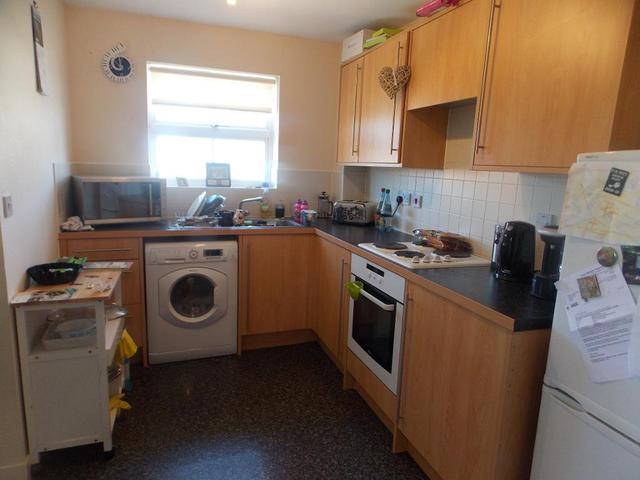  Image of 2 bedroom Apartment for sale in Aquarius Court Swindon SN25 at Oakhurst  Swindon, SN25 2LN