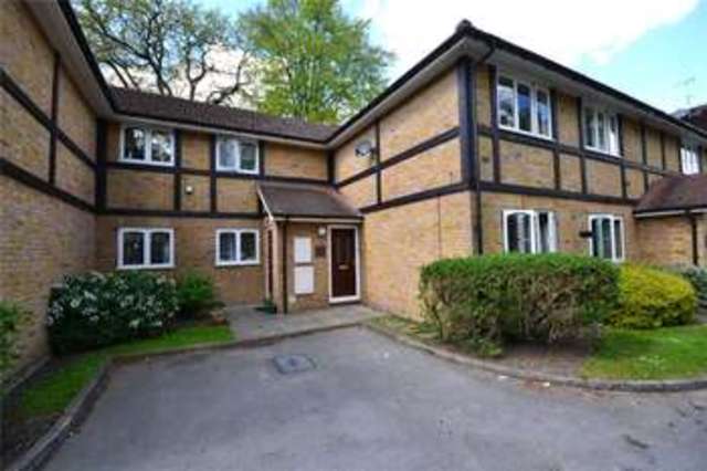  Image of 1 bedroom Apartment for sale in Aragon Court Bracknell RG12 at Bracknell Berkshire Easthampstead, RG12 7AS