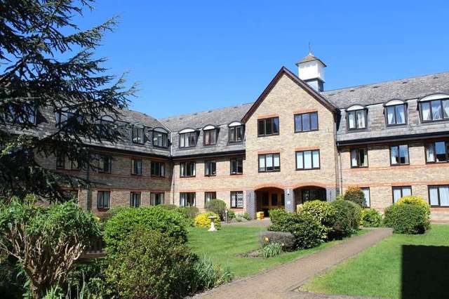  Image of 1 bedroom Flat for sale in Ash Grove Burwell Cambridge CB25 at Burwell Cambridgeshire, CB25 0DS