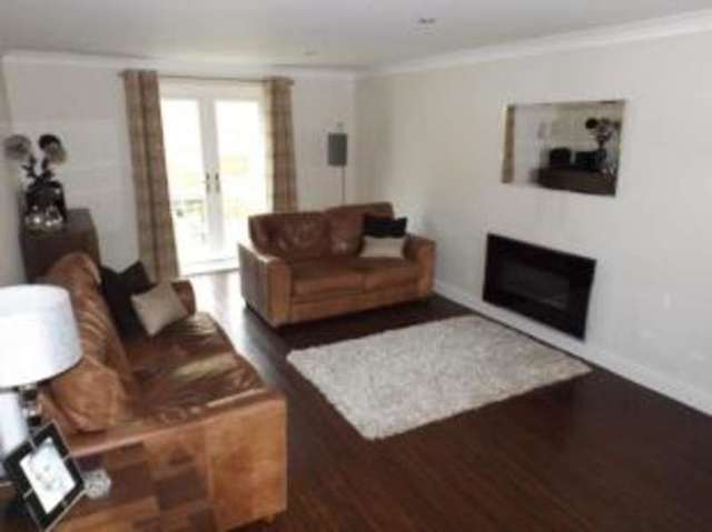  Image of 4 bedroom Detached house for sale in Ashacre Close Husbands Bosworth Lutterworth LE17 at Husbands Bosworth Lutterworth North Kilworth, LE17 6FL