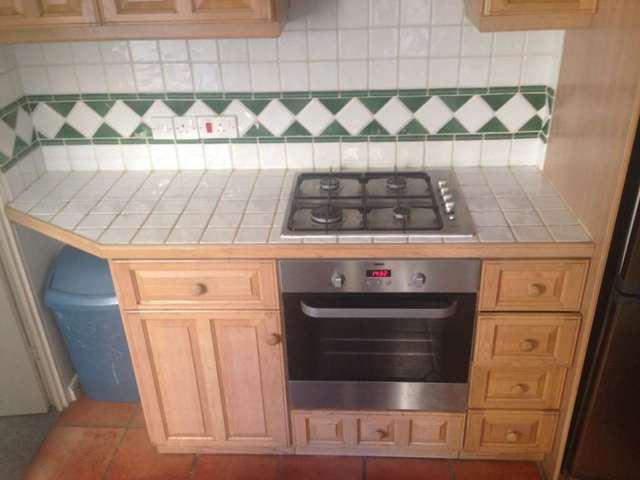  Image of 1 bedroom Flat to rent in Askew Crescent London W12 at Askew Crescent Shepherds Bush London, W12 9DN