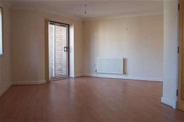  Image of 2 bedroom Flat to rent in Market Street Exeter EX1 at Exeter, EX1 1DL