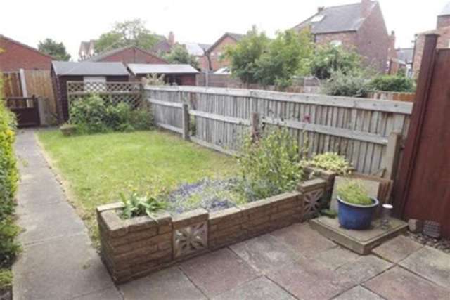  Image of 2 bedroom Terraced house to rent in Avon Gardens West Bridgford Nottingham NG2 at Nottingham, NG2 6BP