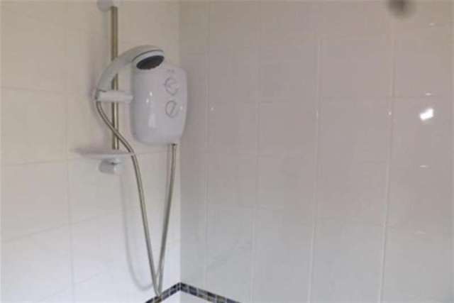 Image of 1 bedroom Detached house to rent in Waldegrave Basildon SS16 at Basildon, SS16 5EG