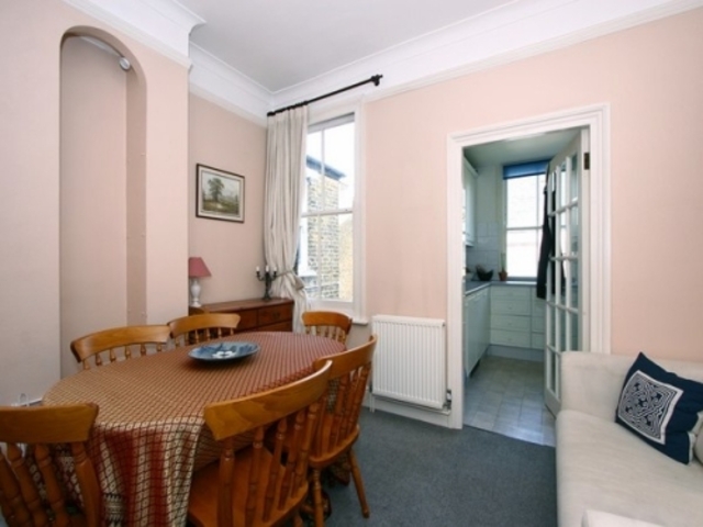  Image of 2 bedroom Property to rent in Badminton Road London SW12 at Badminton Road  London, SW12 8BN
