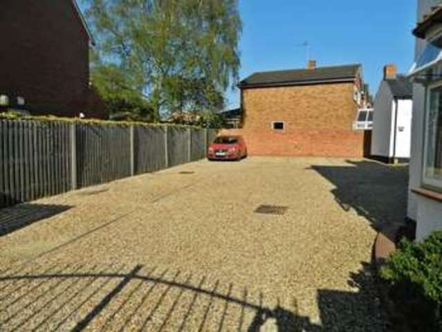  Image of 2 bedroom Flat for sale in Bedford Road Barton-Le-Clay Bedford MK45 at Bedford Road Barton-le-Clay Barton-le-Clay, MK45 4JU