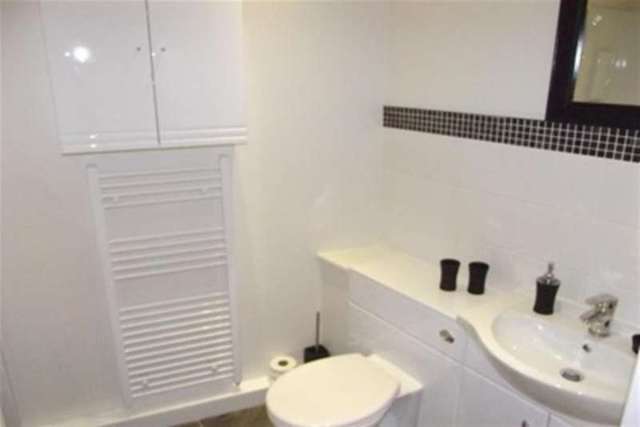  Image of 2 bedroom Flat to rent in Forton Road Gosport PO12 at Gosport, PO12 3HE