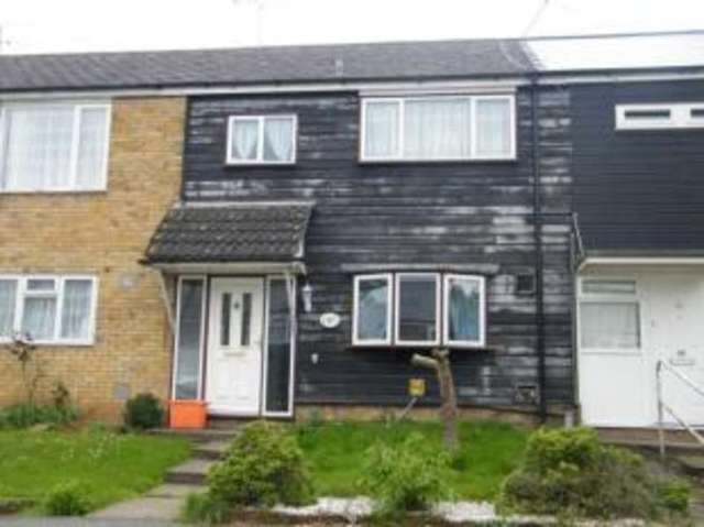  Image of 2 bedroom Terraced house for sale in Osborne Road Basildon SS16 at Basildon Essex Vange, SS16 4AS