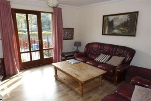  Image of 2 bedroom Flat to rent in Baxter Park Terrace Dundee DD4 at Dundee, DD4 6NR