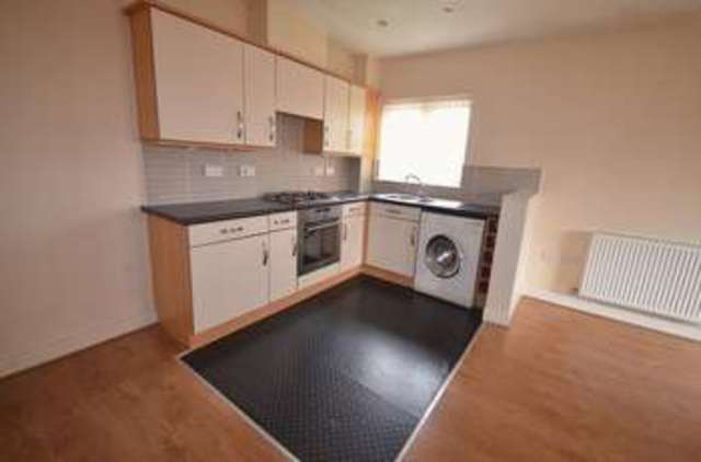  Image of 2 bedroom Flat to rent in Bellflower Close Widnes WA8 at Bellflower Close  Widnes, WA8 9EB
