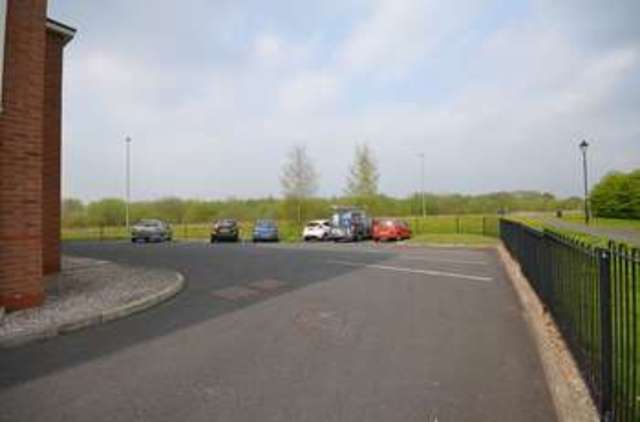  Image of 2 bedroom Flat to rent in Bellflower Close Widnes WA8 at Bellflower Close  Widnes, WA8 9EB
