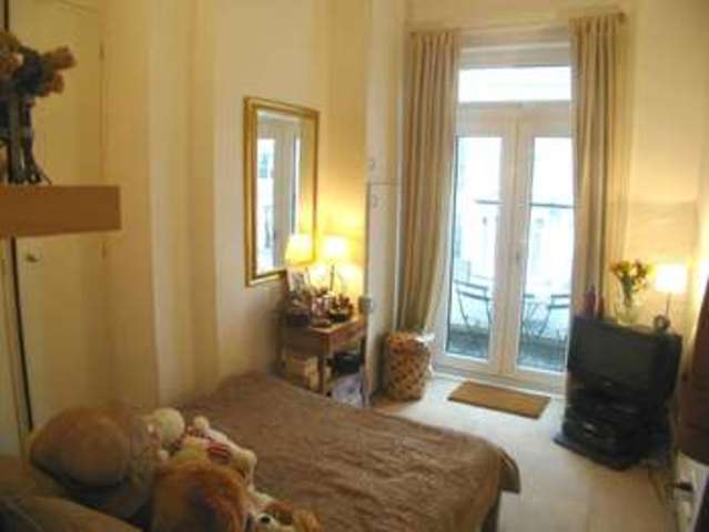  Image of 1 bedroom Flat to rent in Belsize Park London NW3 at Belsize Park London Belsize Park, NW3 4EH