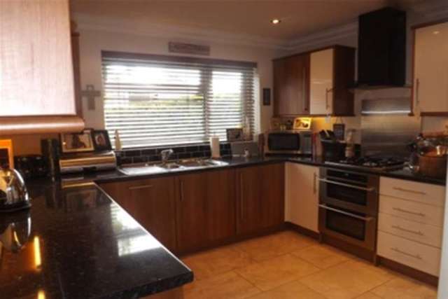  Image of 4 bedroom Detached house to rent in The Sorrells Benfleet SS7 at Benfleet, SS7 4JU