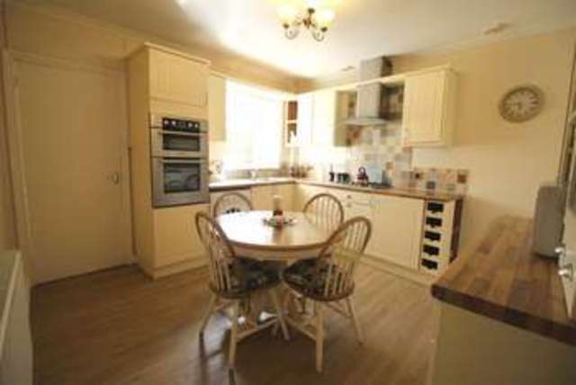  Image of 3 bedroom Terraced house for sale in Beoley Road West Redditch B98 at Redditch Worcestershire Redditch, B98 8LX