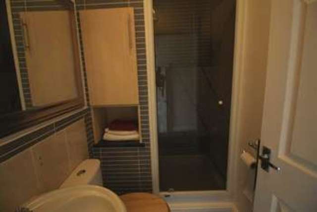  Image of 3 bedroom Terraced house for sale in Beoley Road West Redditch B98 at Redditch Worcestershire Redditch, B98 8LX