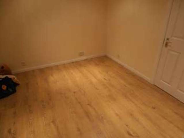  Image of 1 bedroom Detached house to rent in Berrydale Road Hayes UB4 at Berrydale Road  Hayes, UB4 9QN