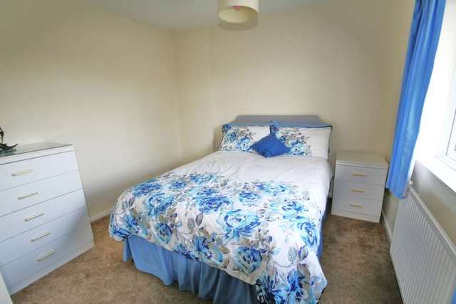  Image of 3 bedroom End of Terrace for sale in Arun Road Billingshurst RH14 at Billingshurst West Sussex, RH14 9NB