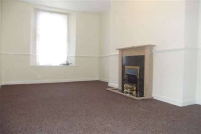  Image of 2 bedroom Flat to rent in Birnbeck Road Weston-super-Mare BS23 at Weston-super-Mare, BS23 2EF