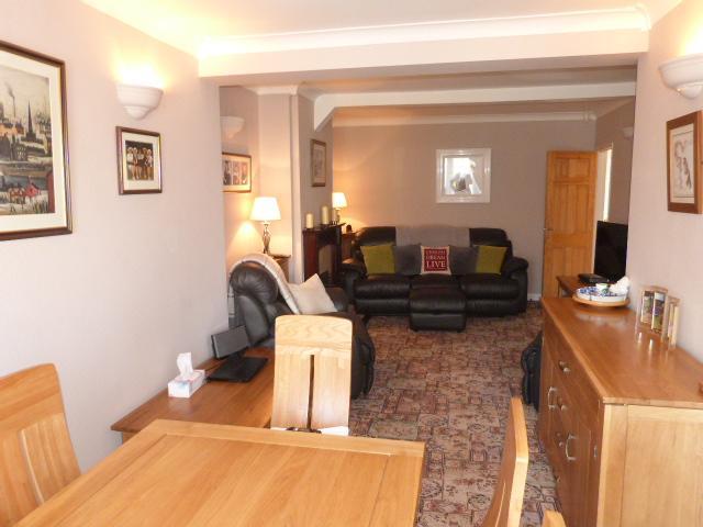  Image of 3 bedroom Semi-Detached house for sale in Black Rod Close Hayes UB3 at Hayes, UB3 4QJ