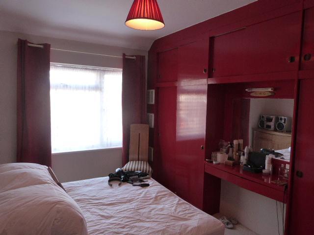  Image of 3 bedroom Semi-Detached house for sale in Black Rod Close Hayes UB3 at Hayes, UB3 4QJ