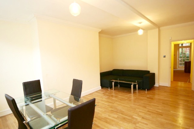  Image of 2 bedroom Flat to rent in Bloomsbury Square London WC1A at Bloomsbury, WC1A 2LP