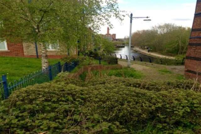  Image of 2 bedroom Flat to rent in Boatmans Walk Ashton-under-Lyne OL7 at Ashton-under-Lyne, OL7 0QF
