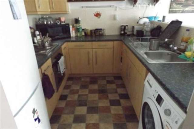  Image of 2 bedroom Flat to rent in Boatmans Walk Ashton-under-Lyne OL7 at Ashton-under-Lyne, OL7 0QF