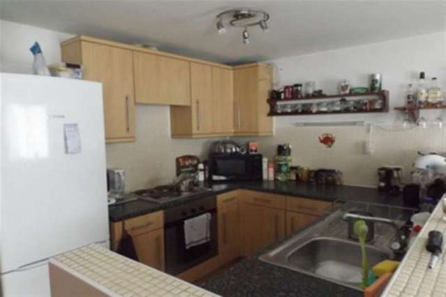  Image of 2 bedroom Flat to rent in Boatmans Walk Ashton-under-Lyne OL7 at Ashton-under-Lyne, OL7 0QF
