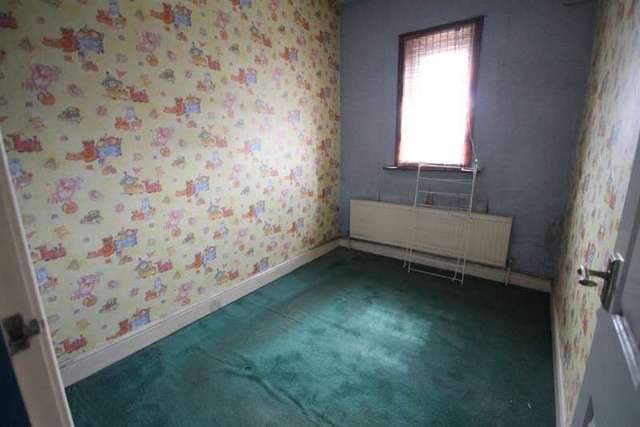  Image of 3 bedroom Terraced house for sale in Bolton Road Kearsley Bolton BL4 at Kearsley Bolton Kearsley, BL4 8DB