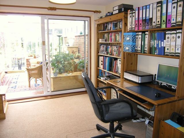  Image of 3 bedroom Semi-Detached house for sale in Meadow Walk Bourne End SL8 at Meadow Walk  Bourne End, SL8 5TP