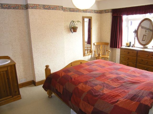  Image of 3 bedroom Semi-Detached house for sale in Meadow Walk Bourne End SL8 at Meadow Walk  Bourne End, SL8 5TP