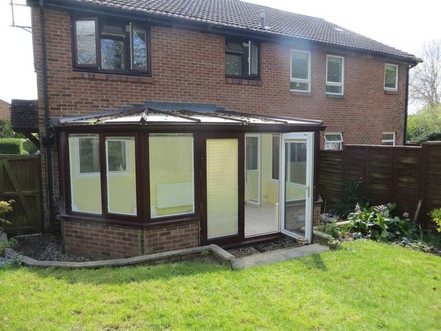  Image of 1 bedroom Terraced house to rent in Bridgestone Drive Bourne End SL8 at Bridgestone Drive  Bourne End, SL8 5XG