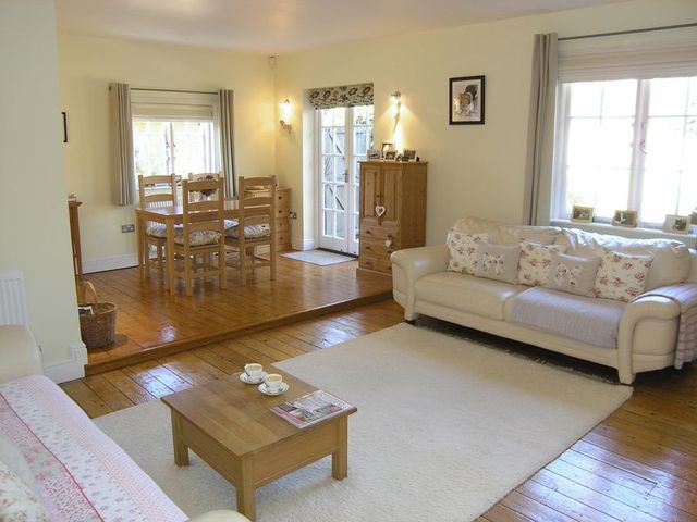  Image of 2 bedroom Detached house for sale in Abney Court Drive Bourne End SL8 at Abney Court Drive  Bourne End, SL8 5DL
