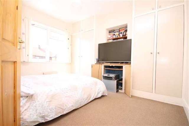  Image of 3 bedroom Semi-Detached house for sale in Bramley Road Broadwater Worthing BN14 at Broadwater, BN14 9DR