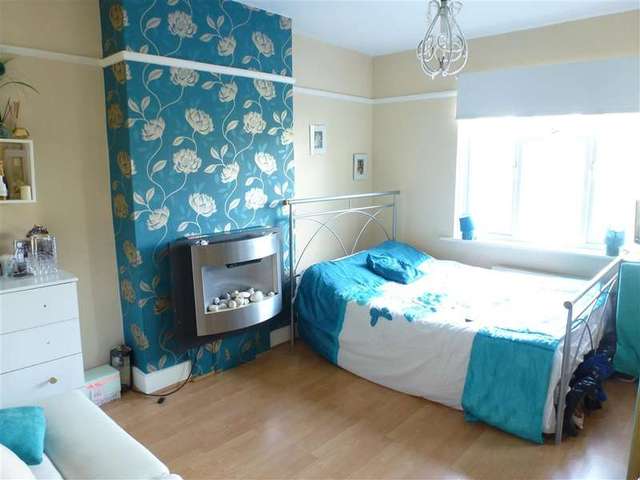  Image of 3 bedroom Terraced house for sale in Brickfield Road Thornton Heath CR7 at Thornton Heath Surrey Croydon, CR7 8DS