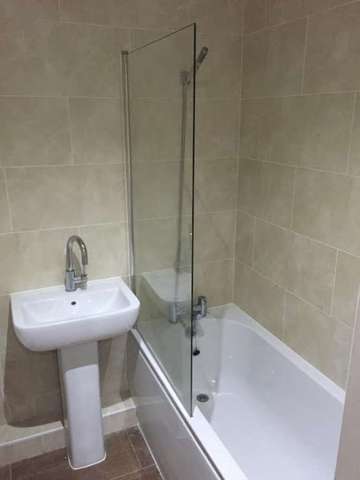  Image of 2 bedroom Flat to rent in Bright Street Coventry CV6 at Foleshill Coventry, CV6 5EB