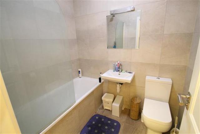  Image of 2 bedroom Apartment for sale in Brighton Road Purley CR8 at Purley, CR8 4DB