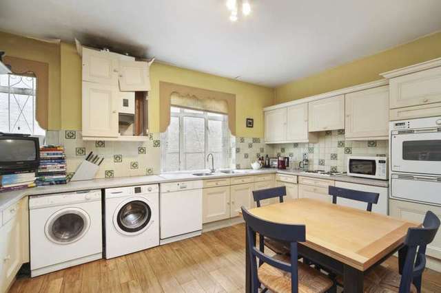  Image of 4 bedroom Maisonette for sale in Brompton Road London SW3 at Brompton Road  London, SW3 2DY
